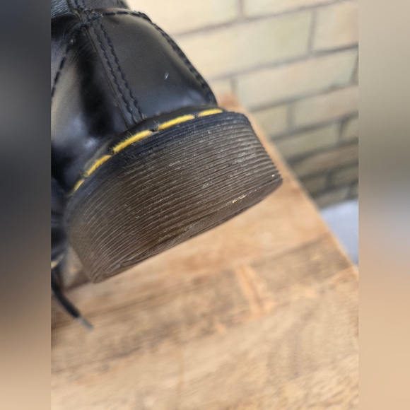 Vintage Made in England Dr. Martens - Picture 11 of 12